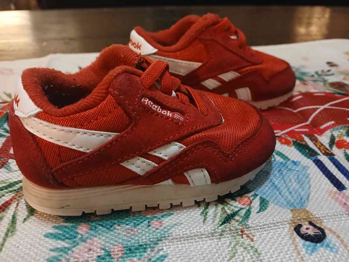 Baby shoes Reebok size 4C