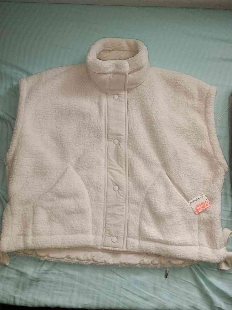 womans  hoodies and beanies and vests etc