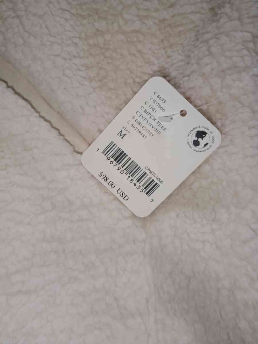 womans  hoodies and beanies and vests etc