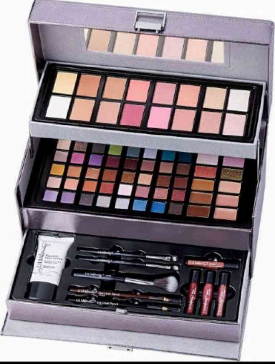 ULTA Flirty and Flawless Makeup Kit