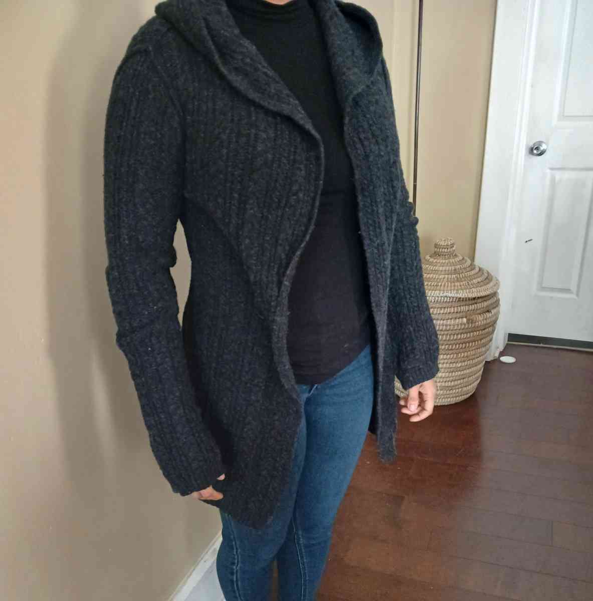 Cabi Dark grey sweater small