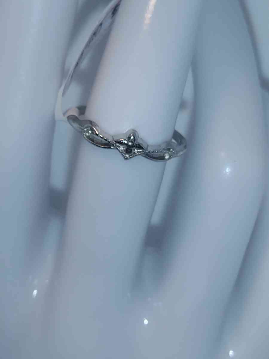 Gothic Ribbon Ring GA