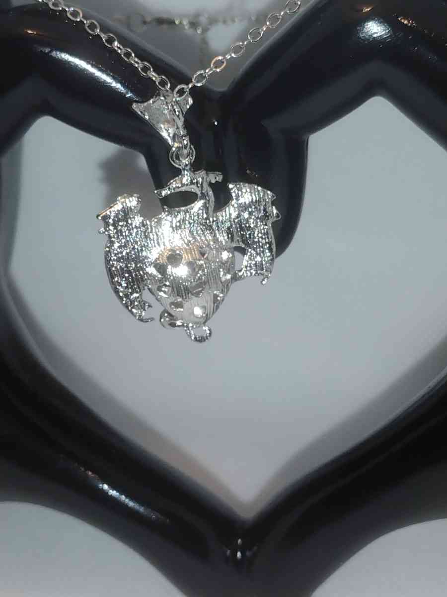 Dragon Heart Rhinestone Necklace Purple