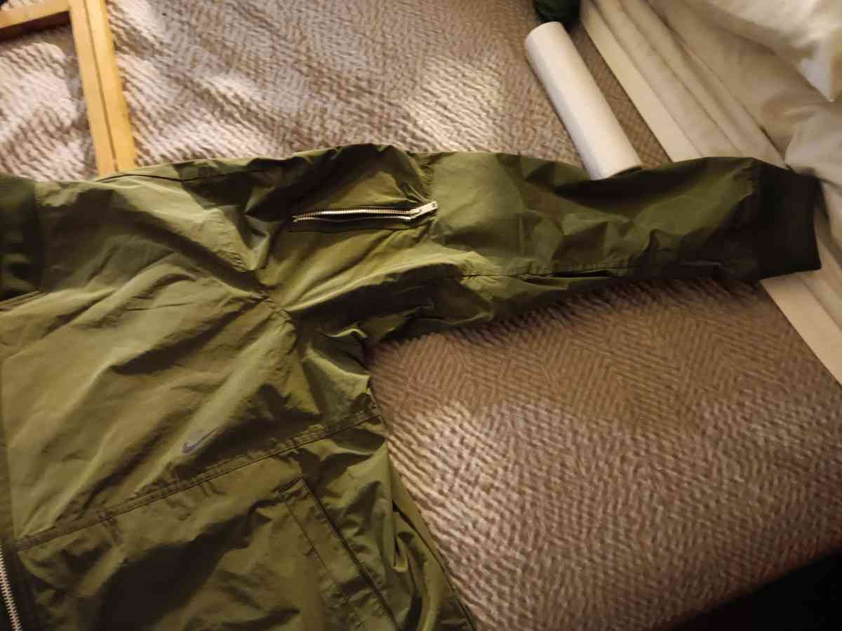 BRAND NEW NIKE CARHARTT 50 FOR ALL 3 BRAND NEW CLOTHES