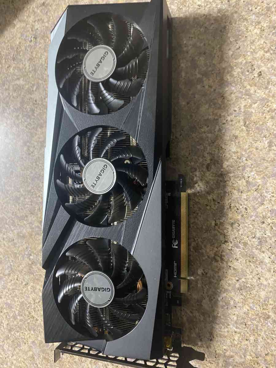NVIDIA GeForce RTX 3060 12gb