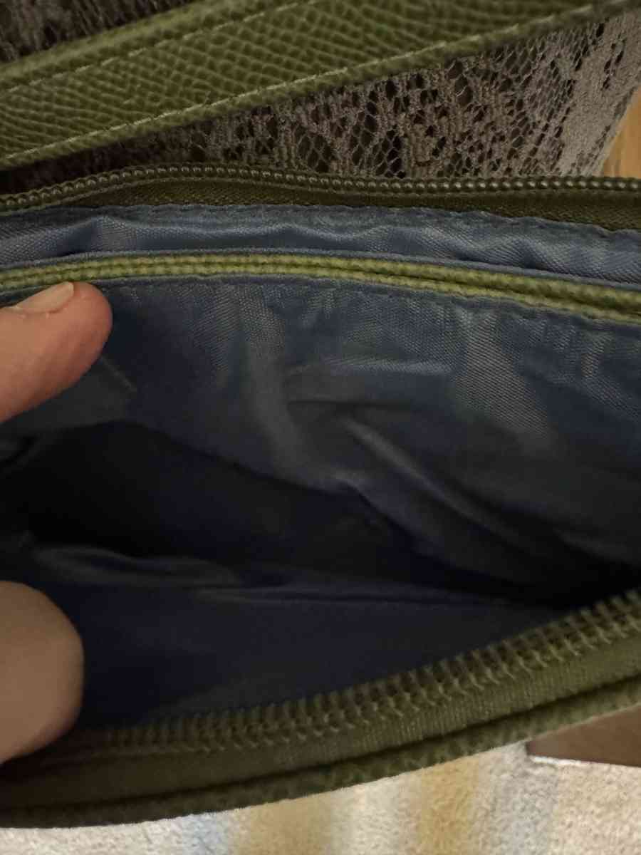 2002MSS Nautica  Womens Crossbody Bag Zipper Bag Color Willo