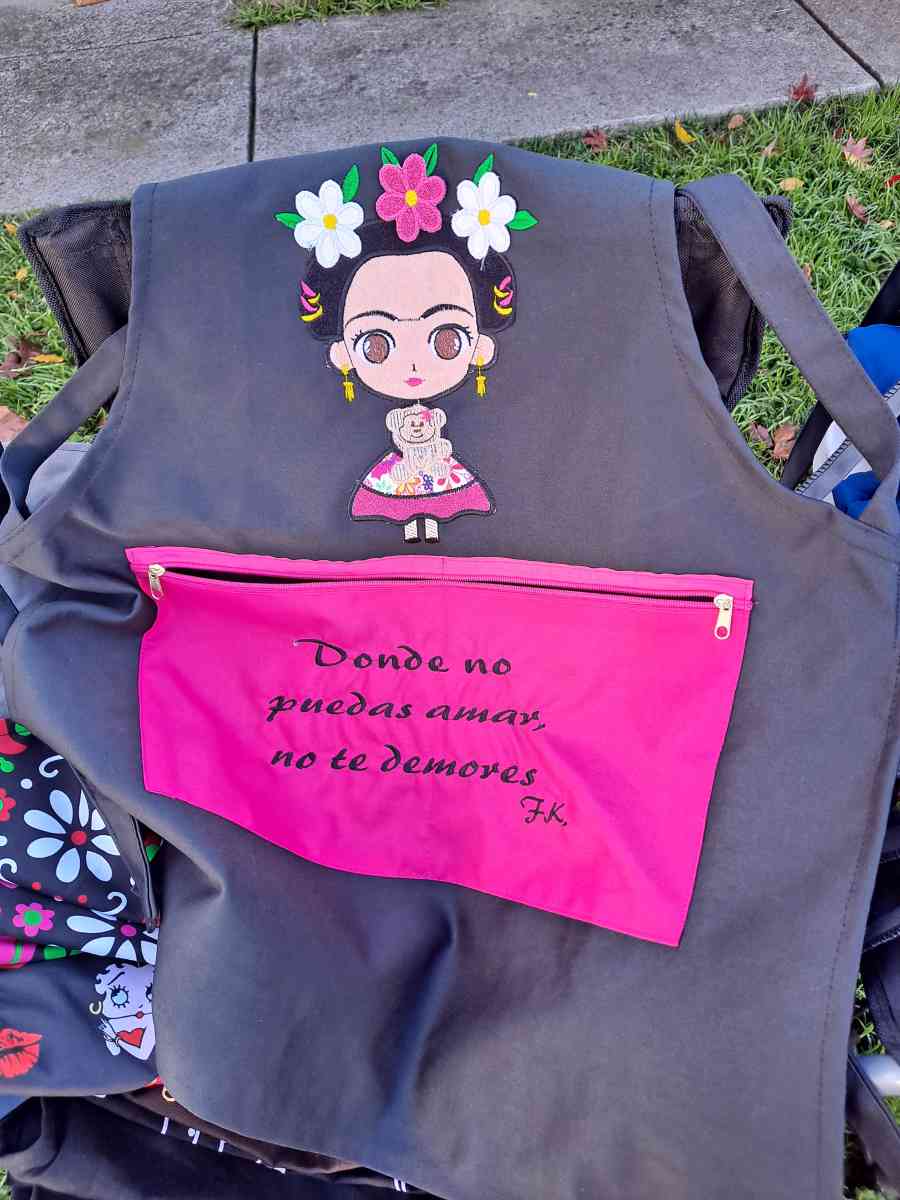 Mandiles echo a mano handmade aprons