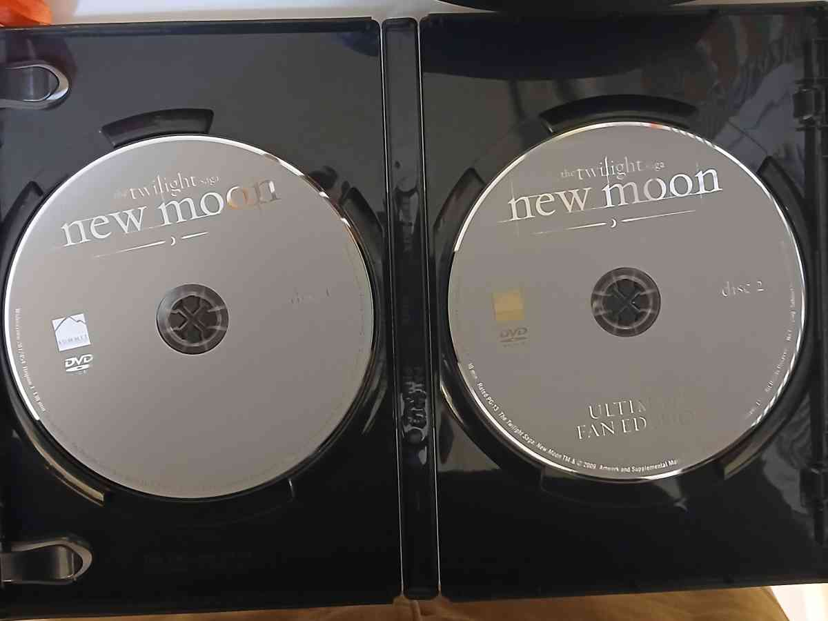 Twilight Saga  2 New Moon DVDs