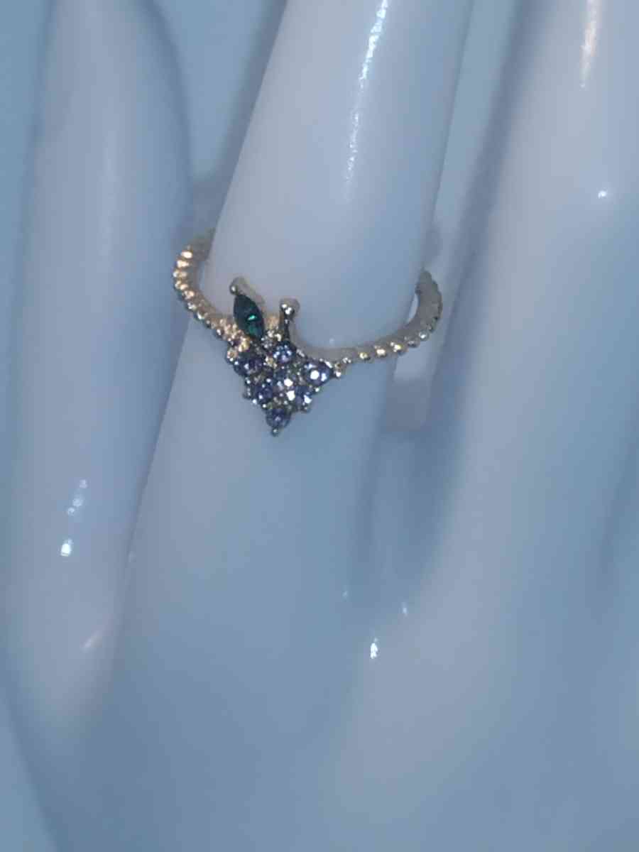 White Grape Chic Rhinestone Ring