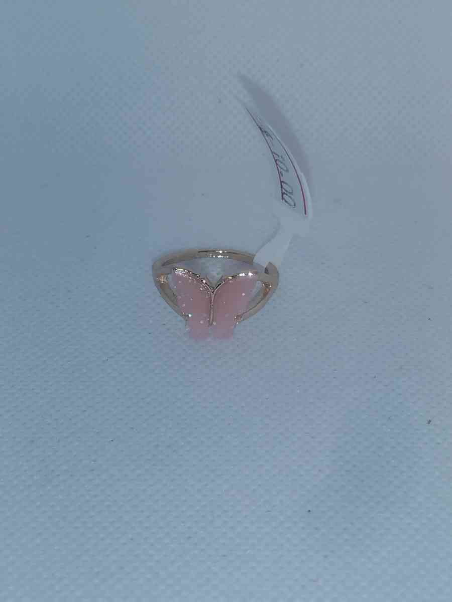 Butterfly Sparkles Chic Rhinestone Ring