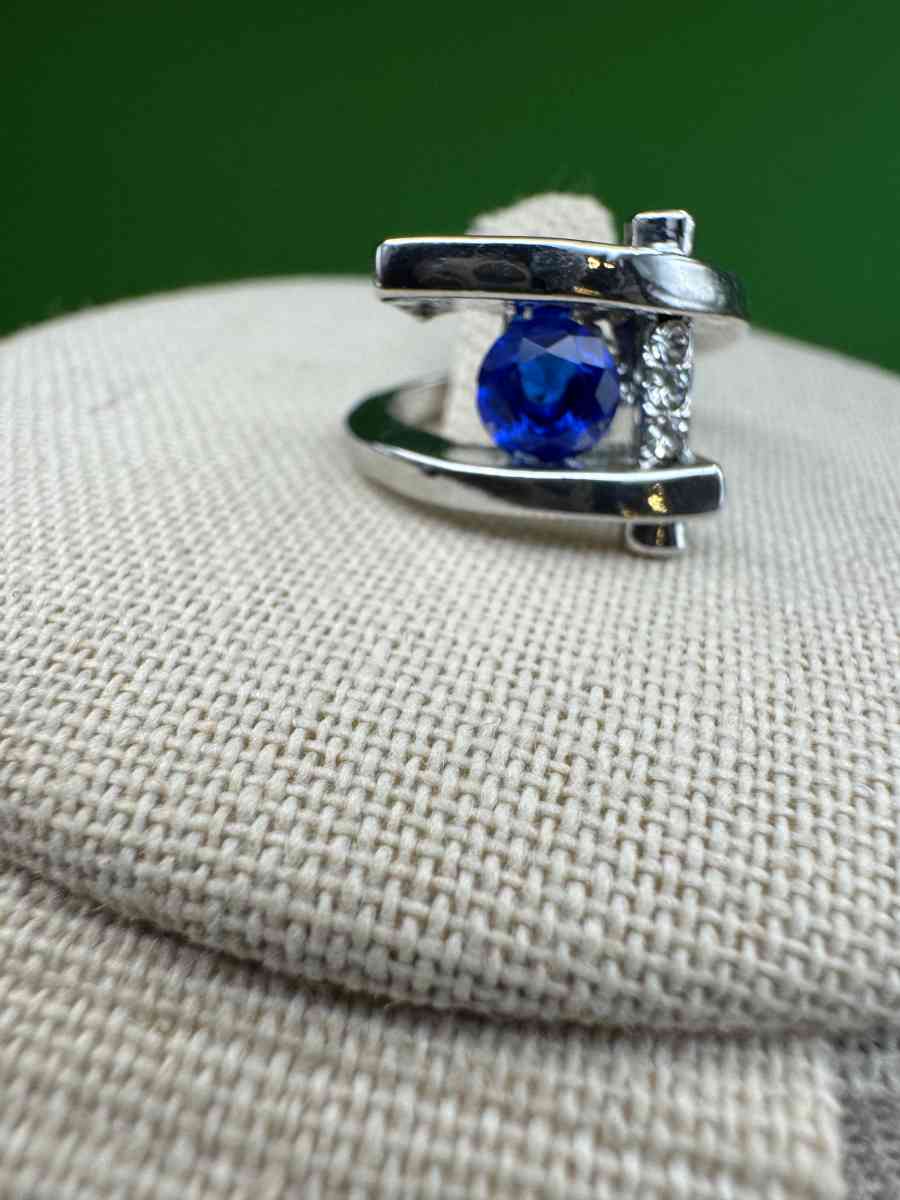 2023PTT New Beautiful  Silver Color Blue Gemstone Geometric