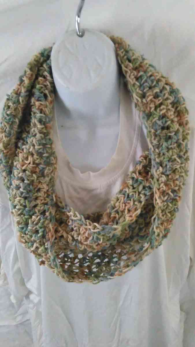 New Gift Set Eternal Infinity Cowl and Long Arm Warmers