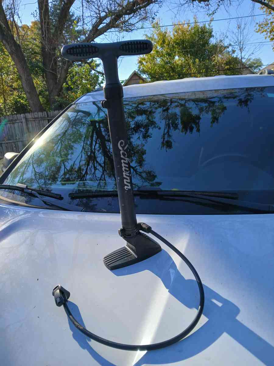 Schwinn bike pump