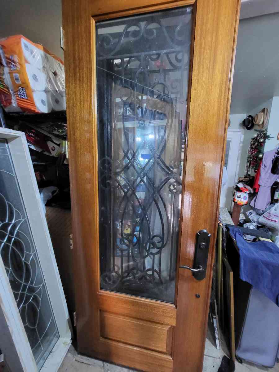 beautiful Mahogany Solid good front doble door 72x95