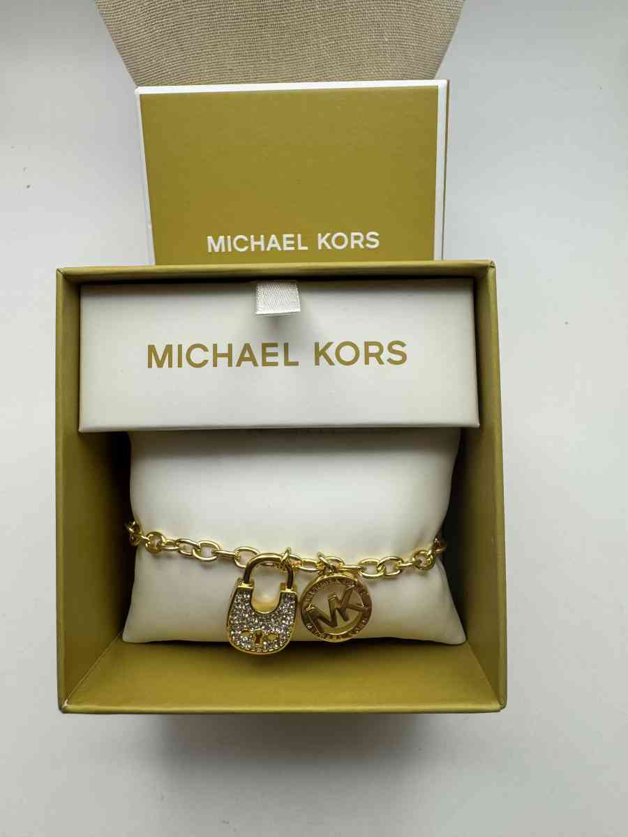 2009AIRT Michael Kors Pave Padlock Logo Chain Bracelet Goldt