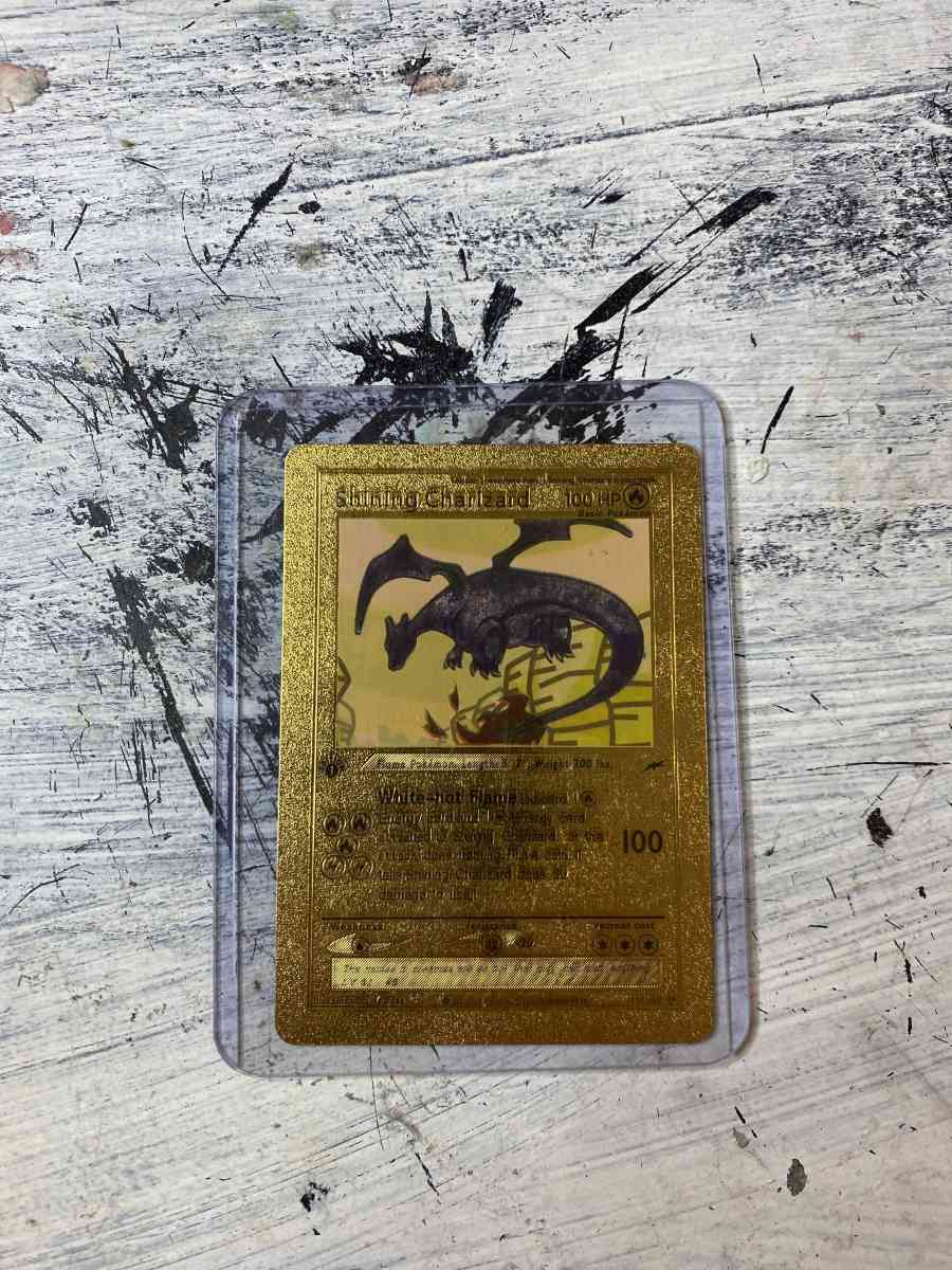 Rare Shing Charizard Solid Gold