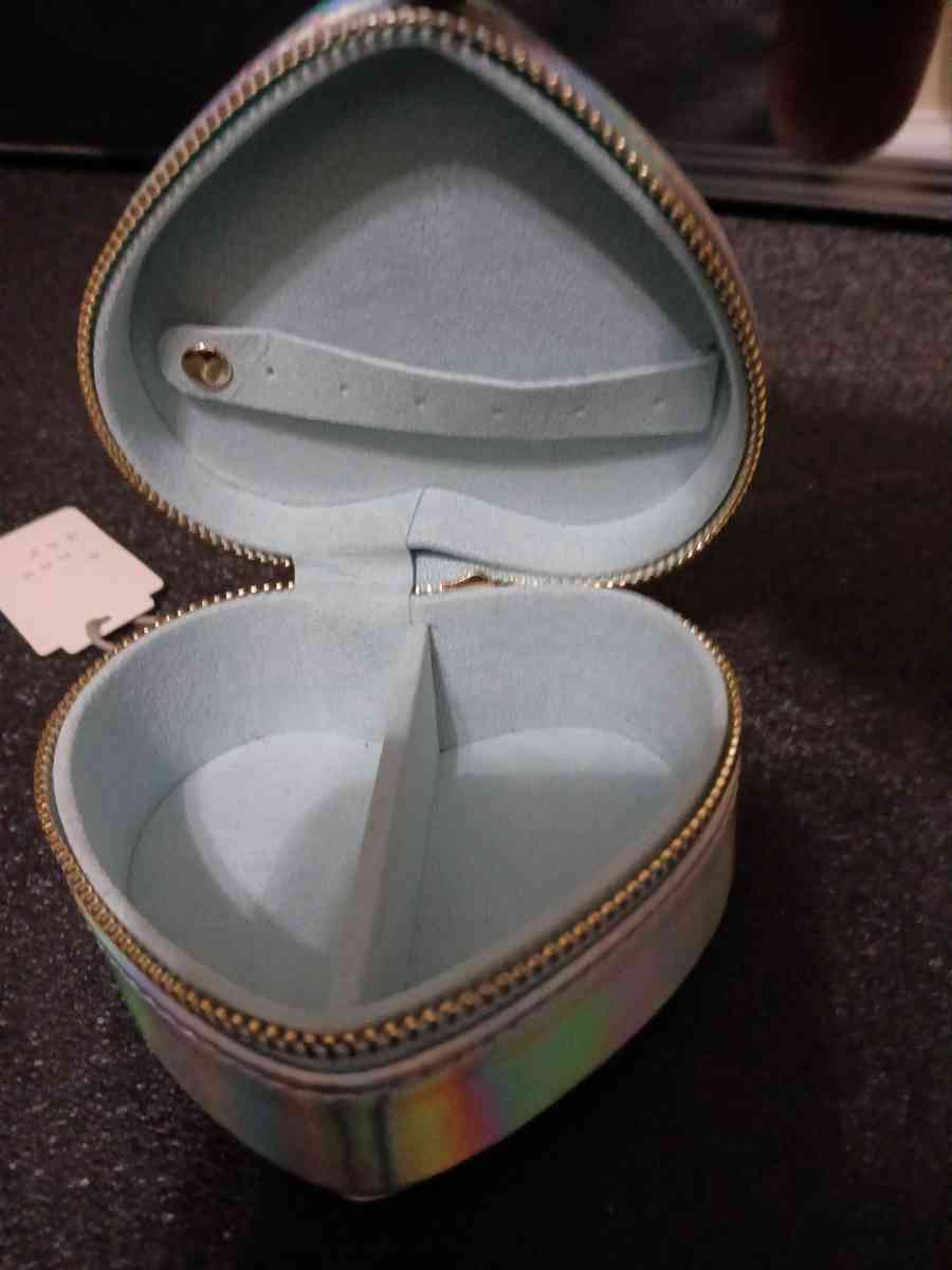 Heart shape jewelry box 3inch x 3inch