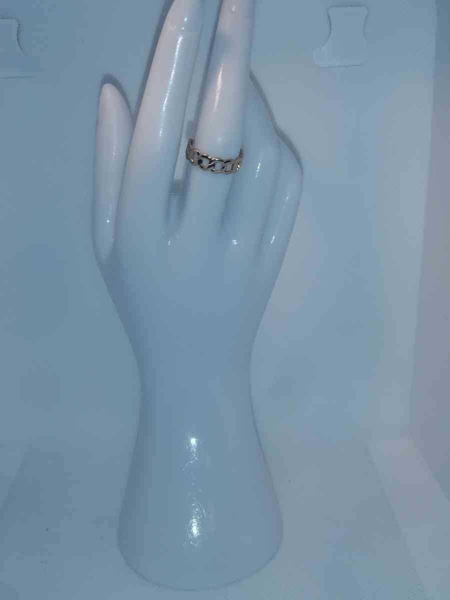 Open Chain Chic Rhinestone Ring