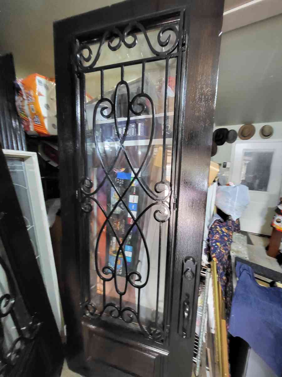 beautiful Mahogany Solid good front doble door 72x95