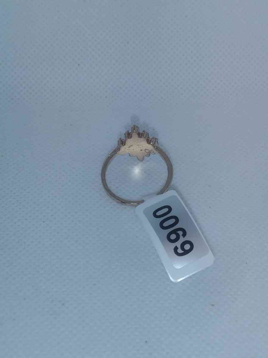 Pink White Diamond Chic Rhinestone Ring