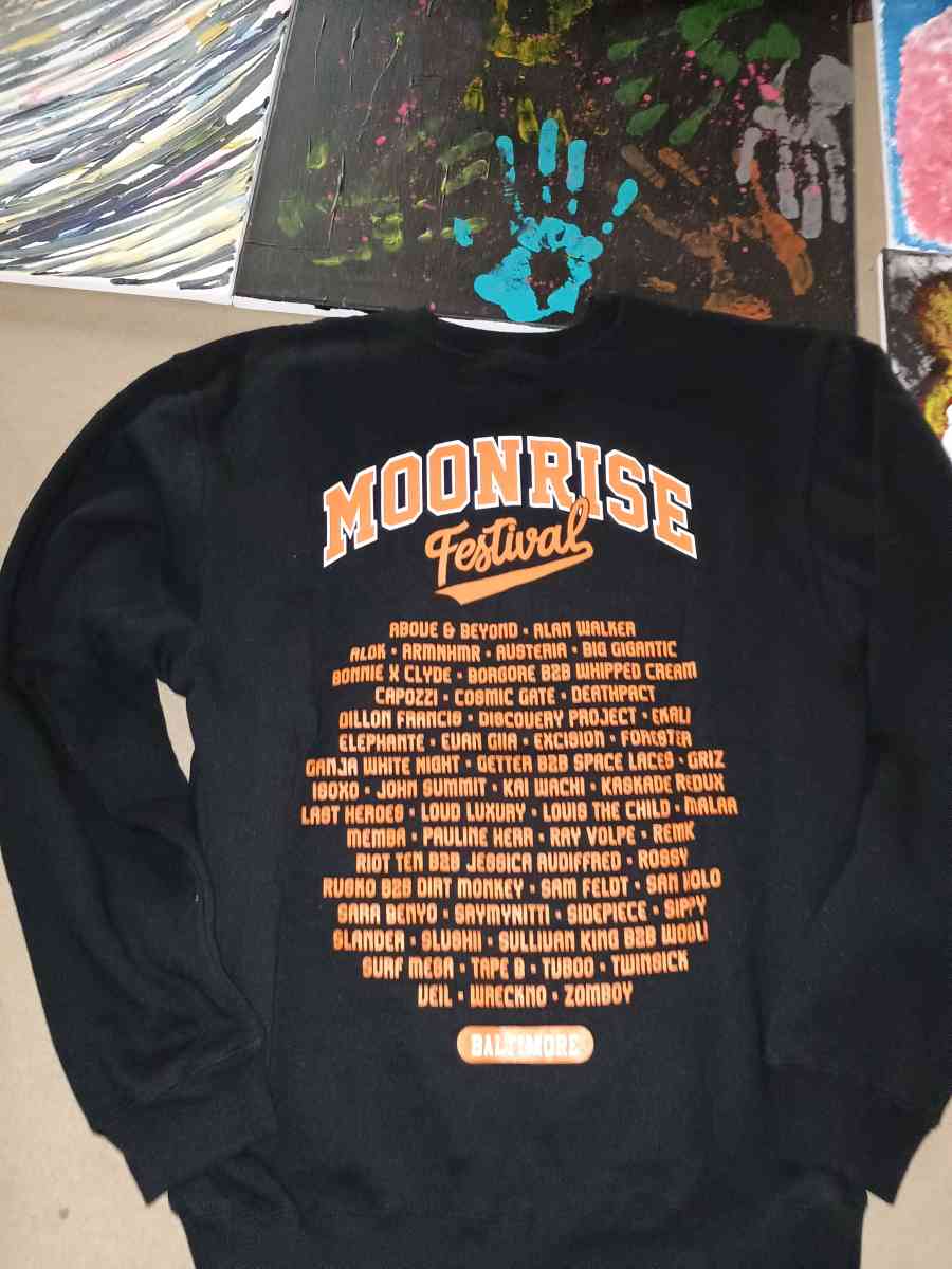 designer crewneck sweater size medium