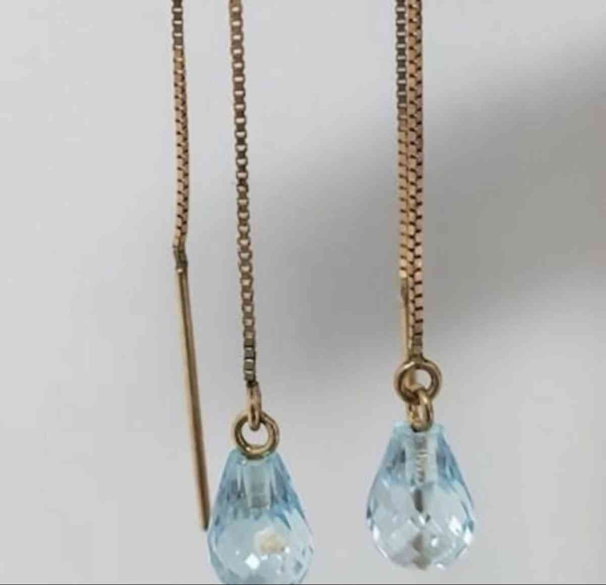 10K Gold Blue Topaz Threader Earrings