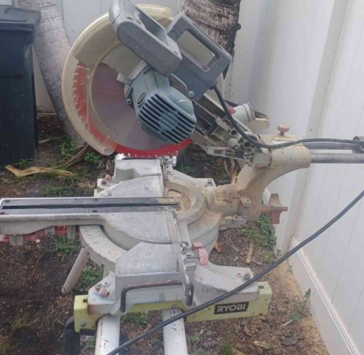 15 Amp Corded 12 in DoubleBevel Compound Miter Saw