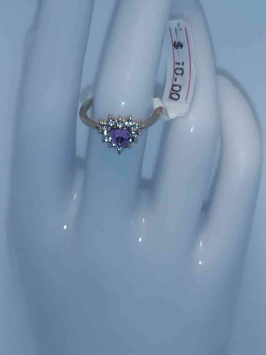 Purple White Heart Chic Rhinestone Ring