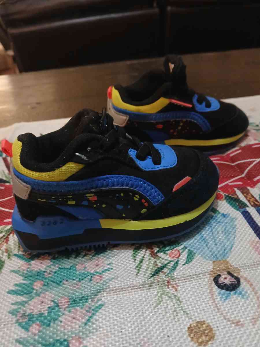 Baby shoes Puma size 4C