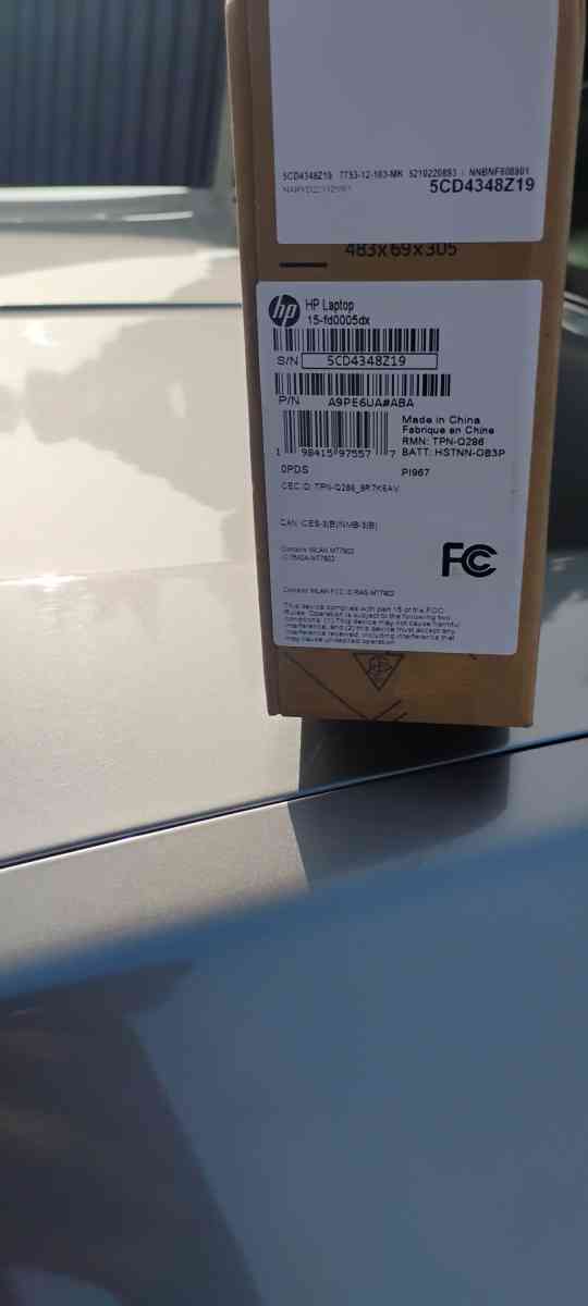 HP  156 TouchScreen Laptop  Intel Core i5  8GB Memory  512GB