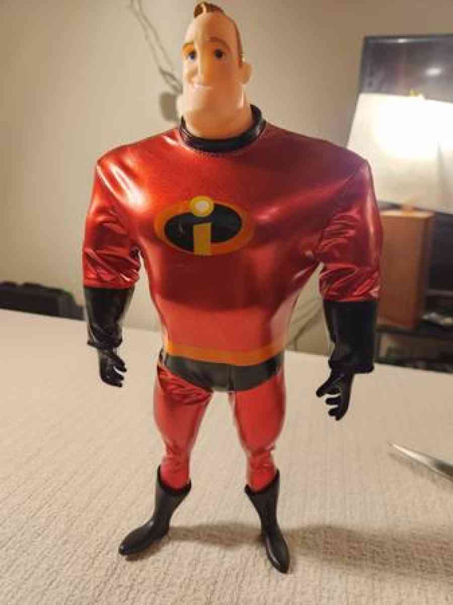 Mr Incredible action figure