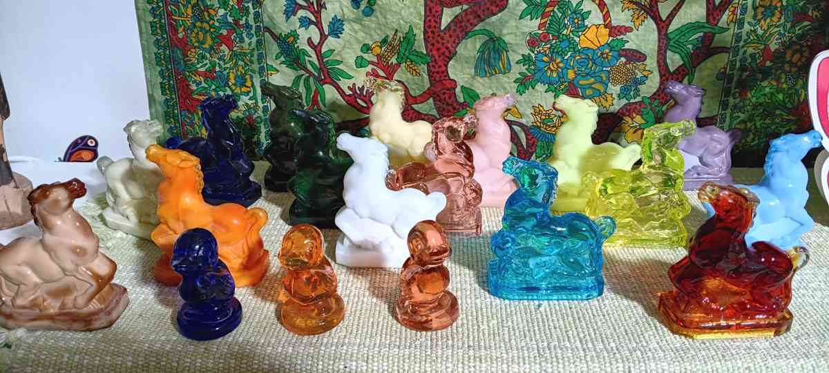 Boyd Joey glass horse