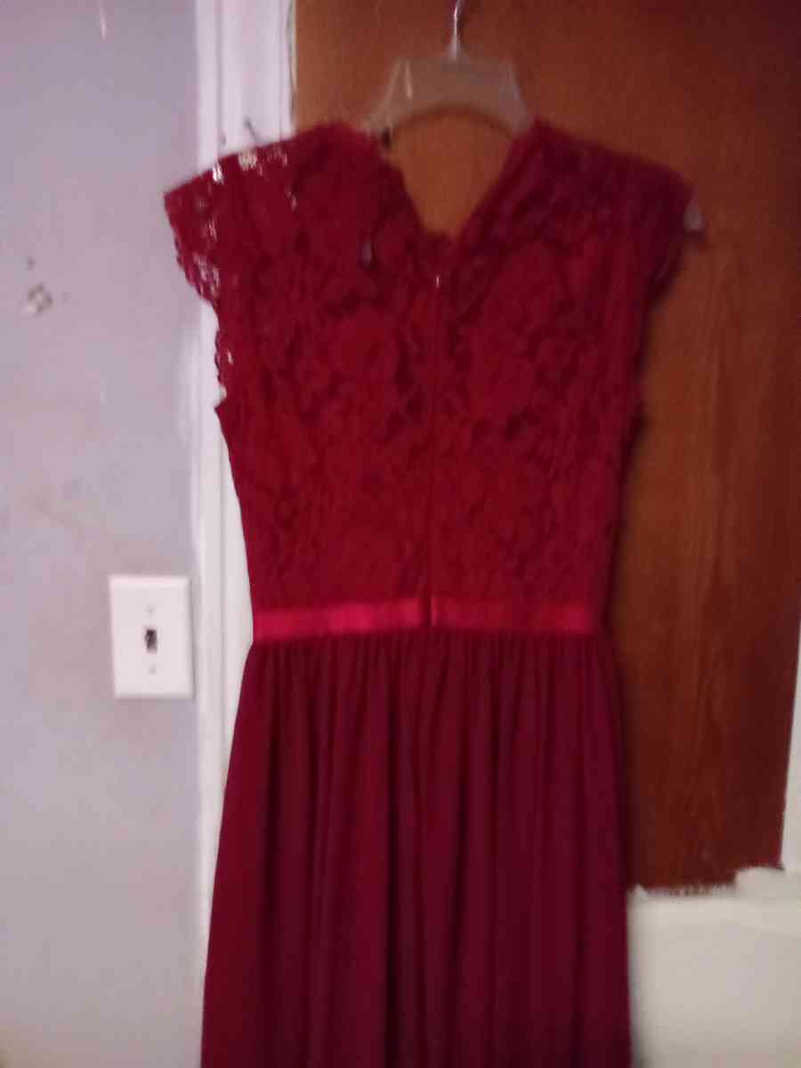 Long evening Dress       Size 6