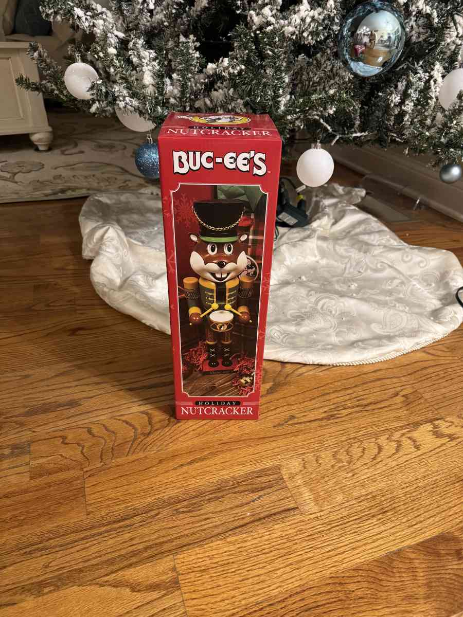 2041AIRT New 2024 Buc-ee's Christmas Nutcracker  Festive Christmas decorations collection