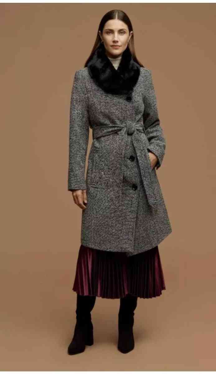 Vera Wang Faux Fur Scarf