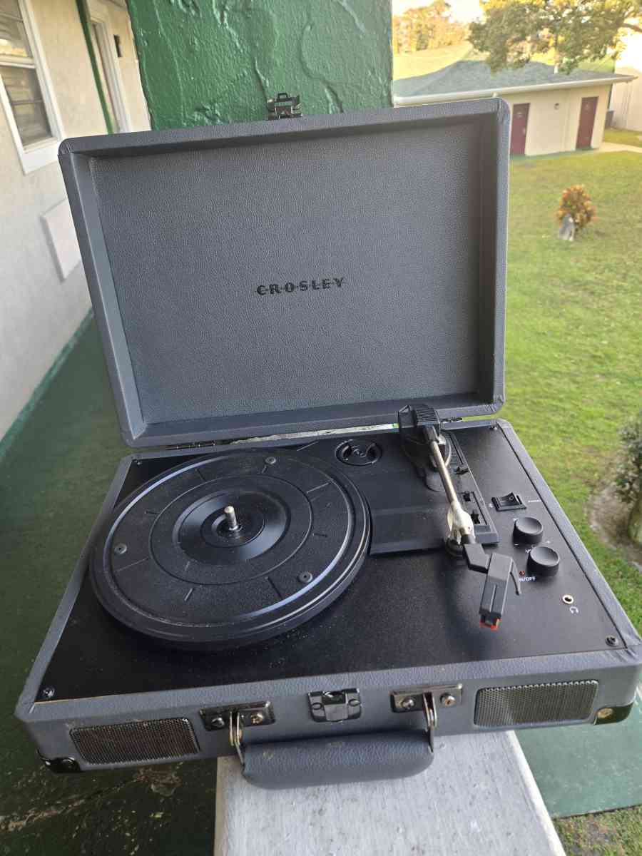 crosley record player