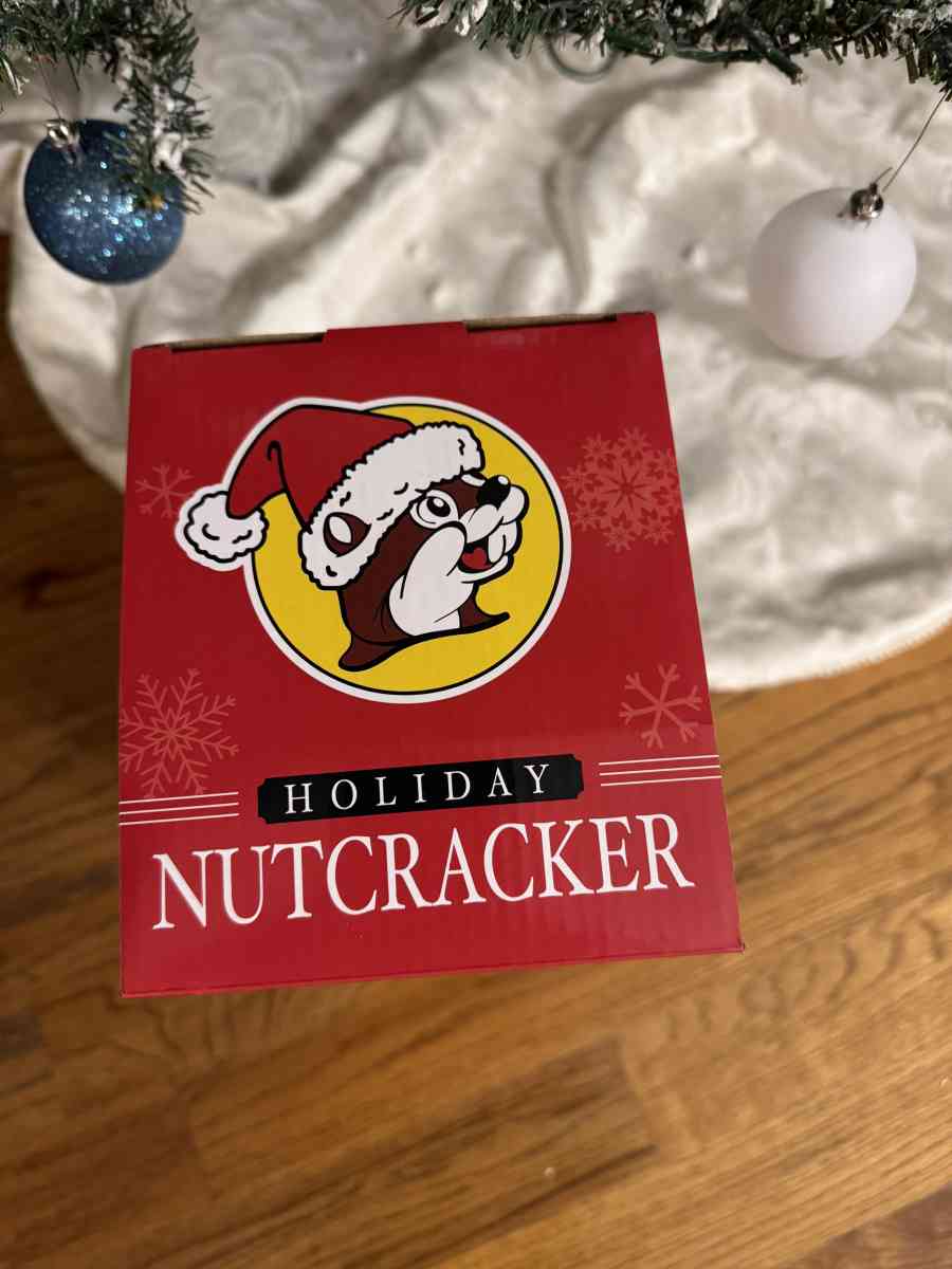 2041AIRT New 2024 Buc-ee's Christmas Nutcracker  Festive Christmas decorations collection