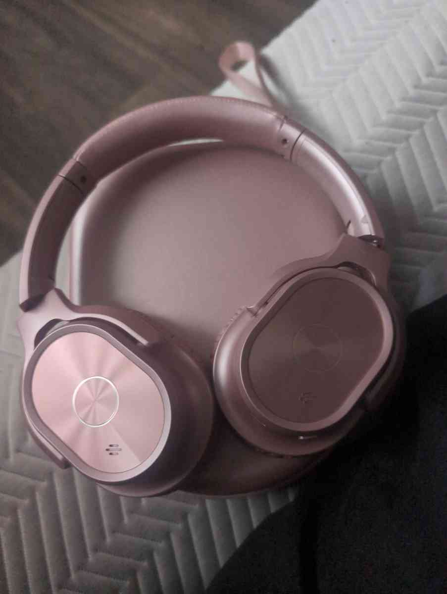 zihnic over the ear headphones