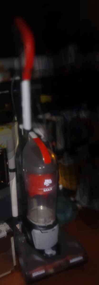 Dirt Devil Eureka Max multicolor