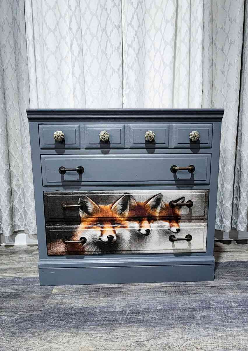 Kling Colonial 3 drawer solid wood dresser