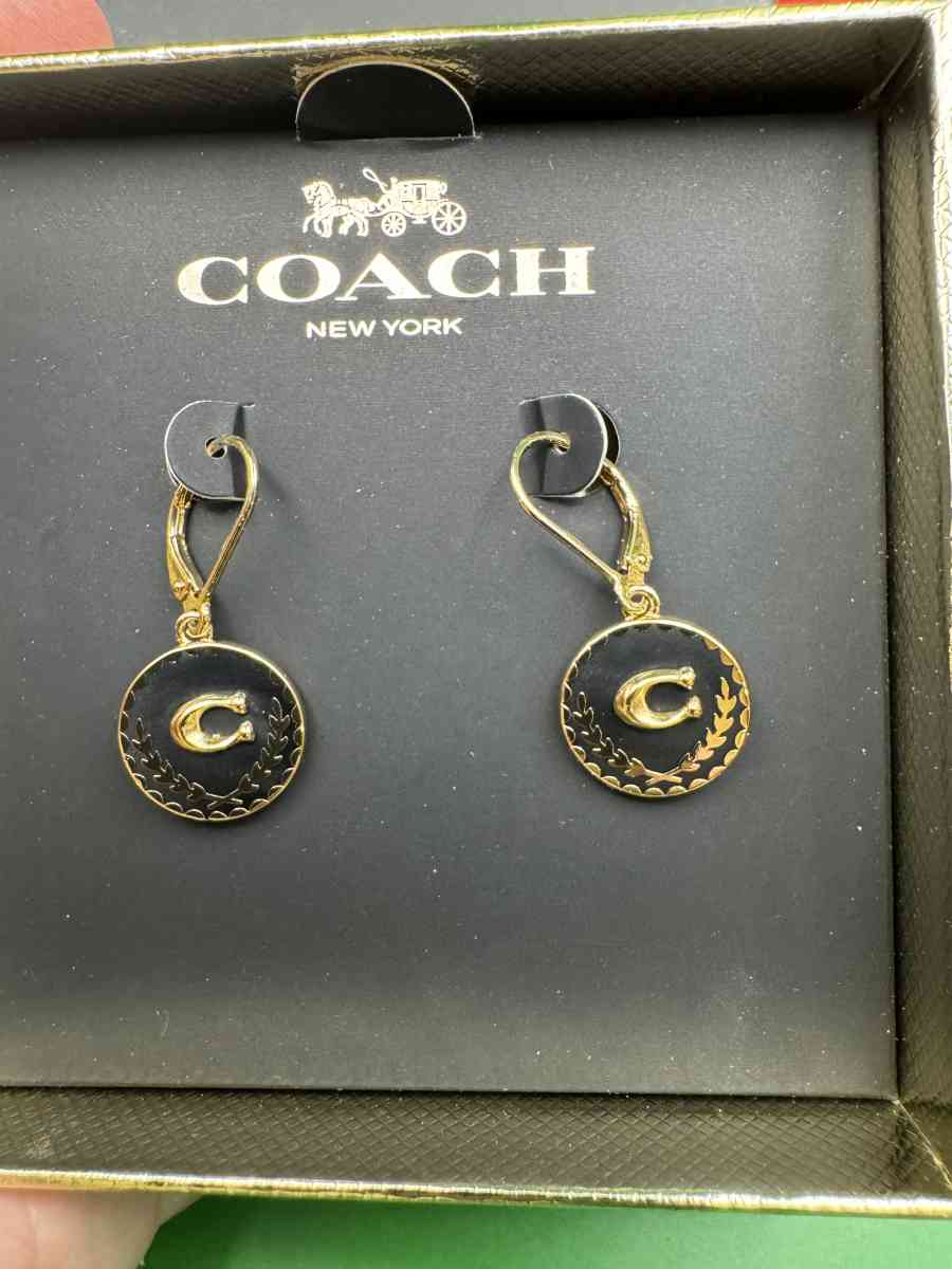 2043HCRA Beautiful Coach Classic Drop Ear Rings NWT In Origi