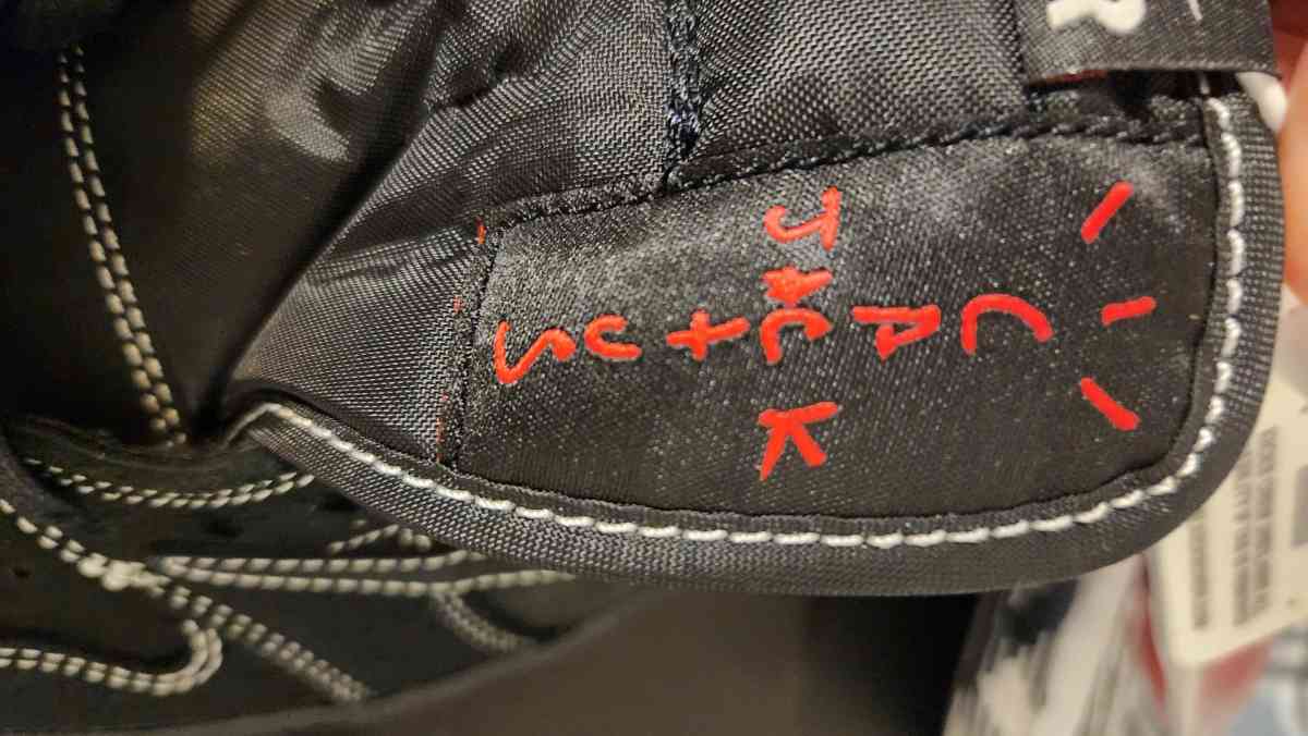 Size 10  Jordan 1 Retro Low OG SP x Travis Scott Black Phant