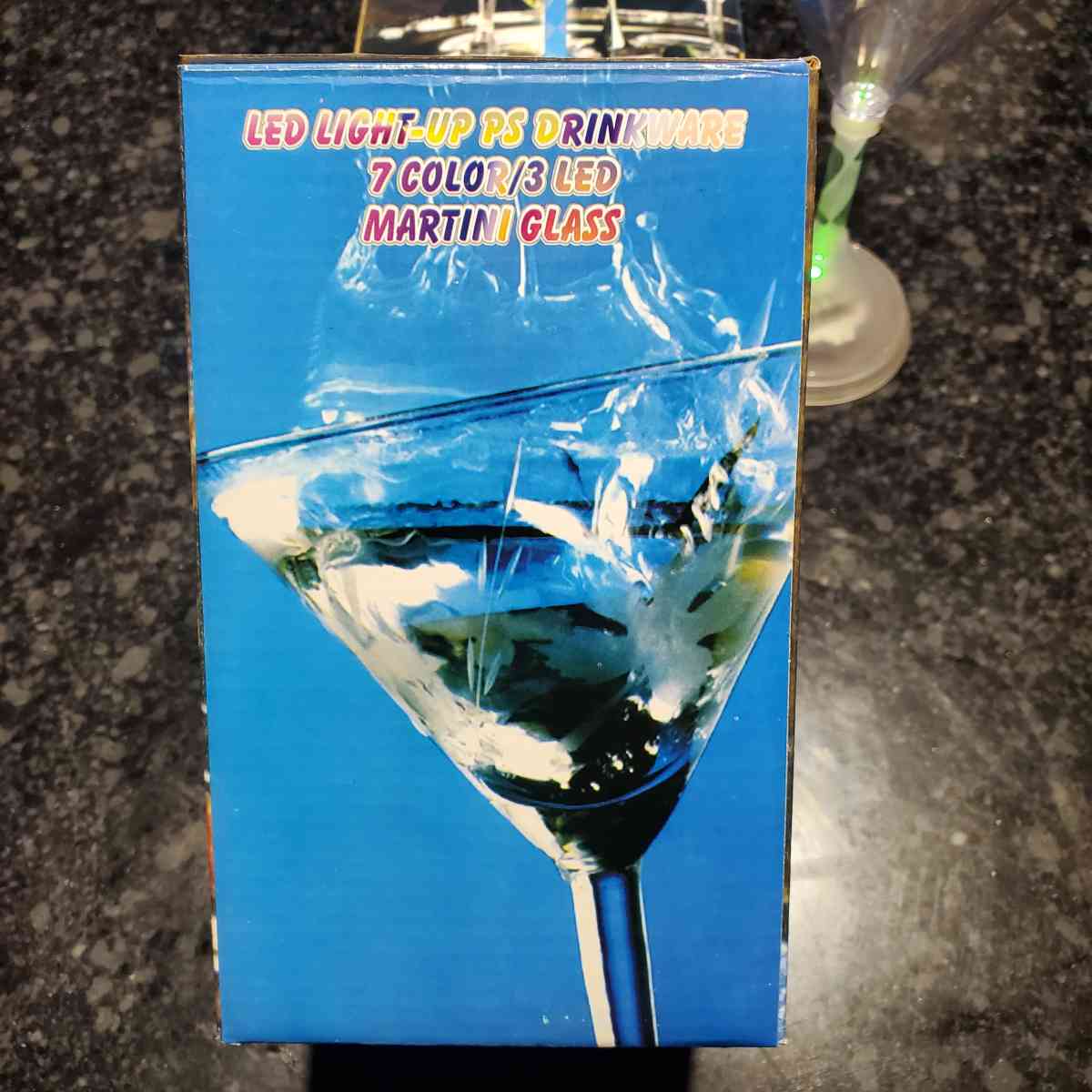 Light Up Martini Glasses  7 Color  3 LED  Plastic  Pack Of 4