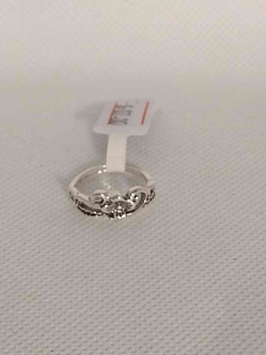 Bohemian Floral Design Silver Ring