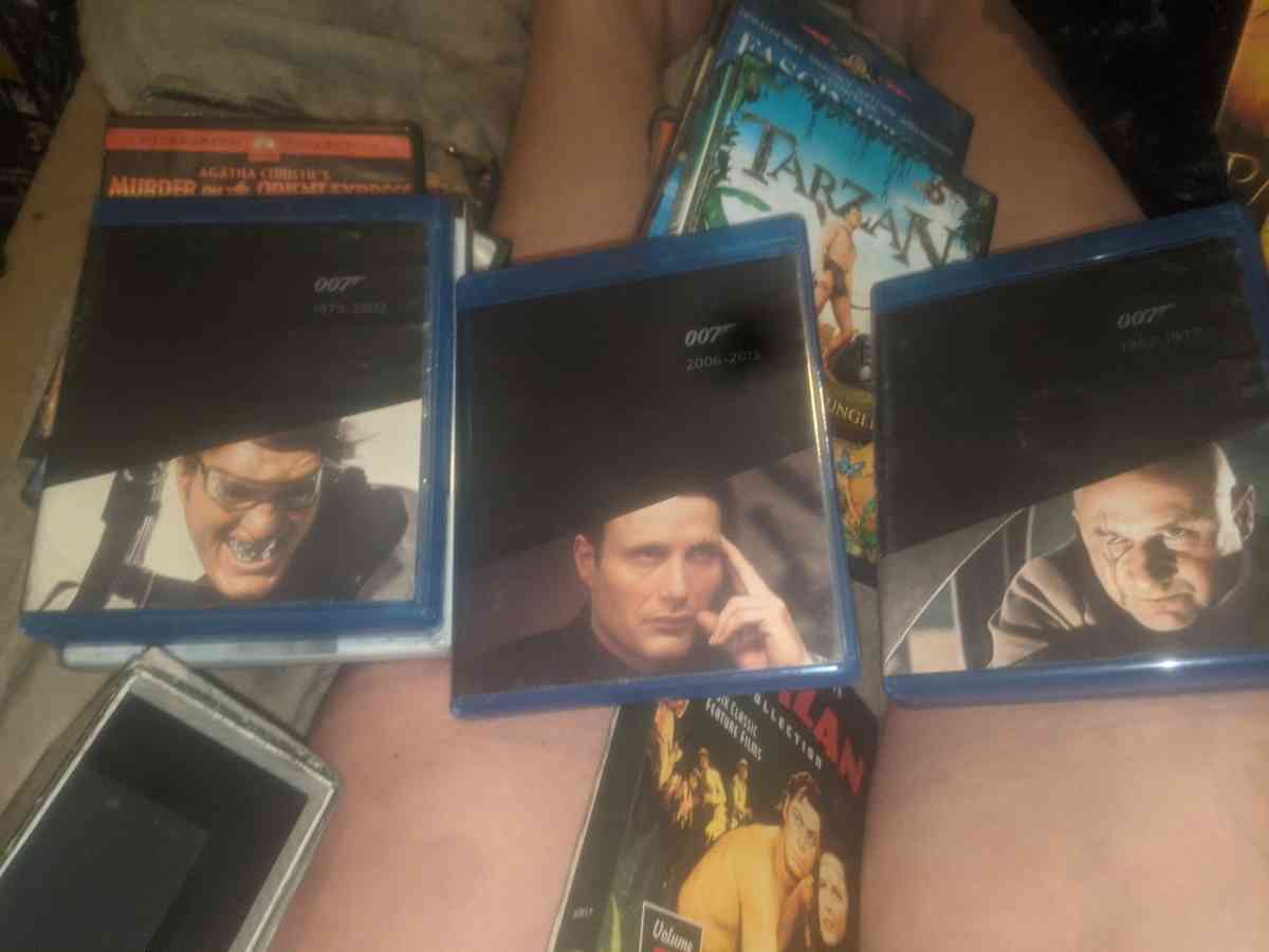 James Bond Bluray dvd set