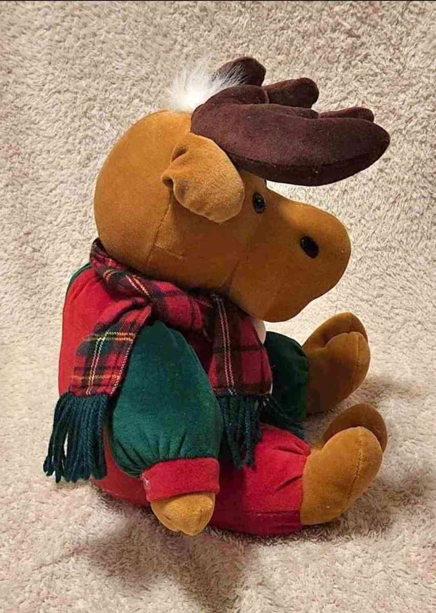 16 Inch DanDee Singing Reindeer Plush