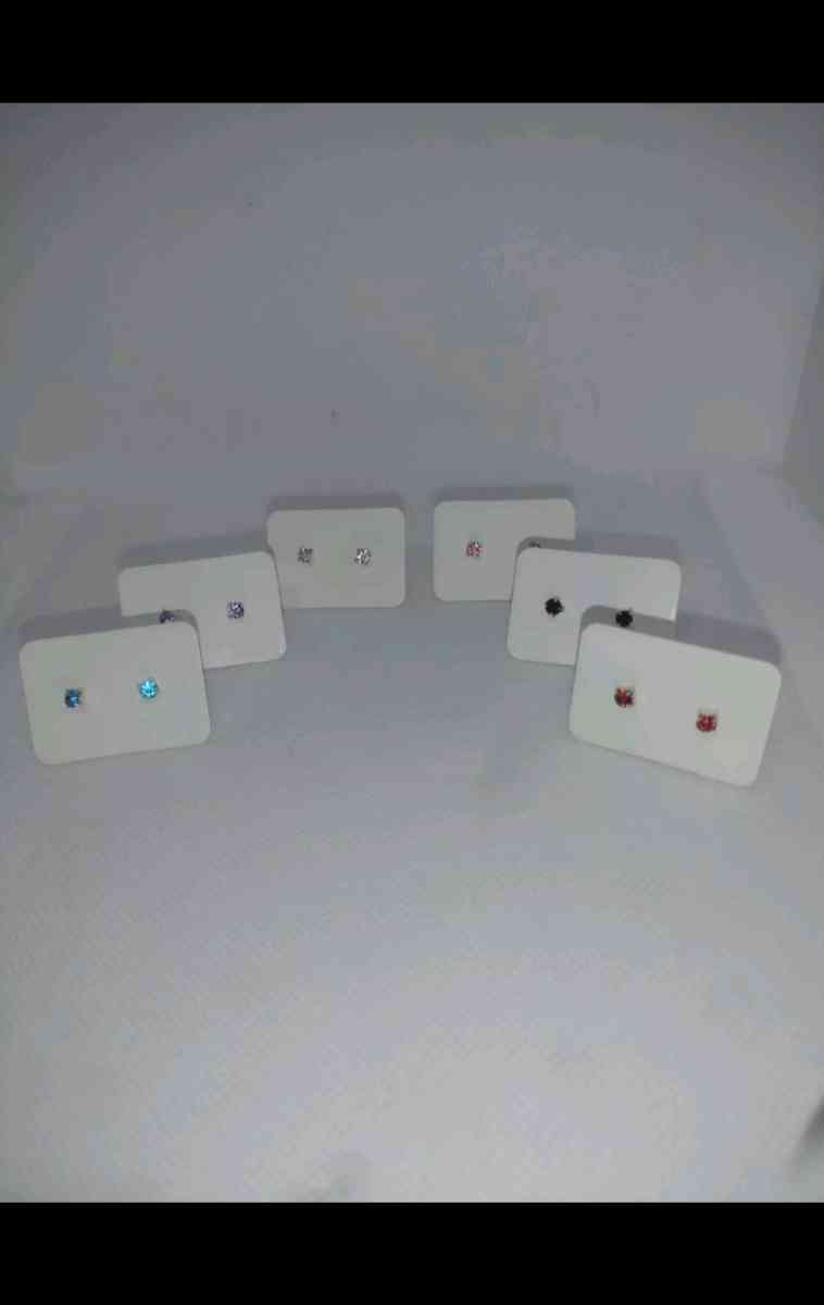 6 Earrings Studs Set Medium