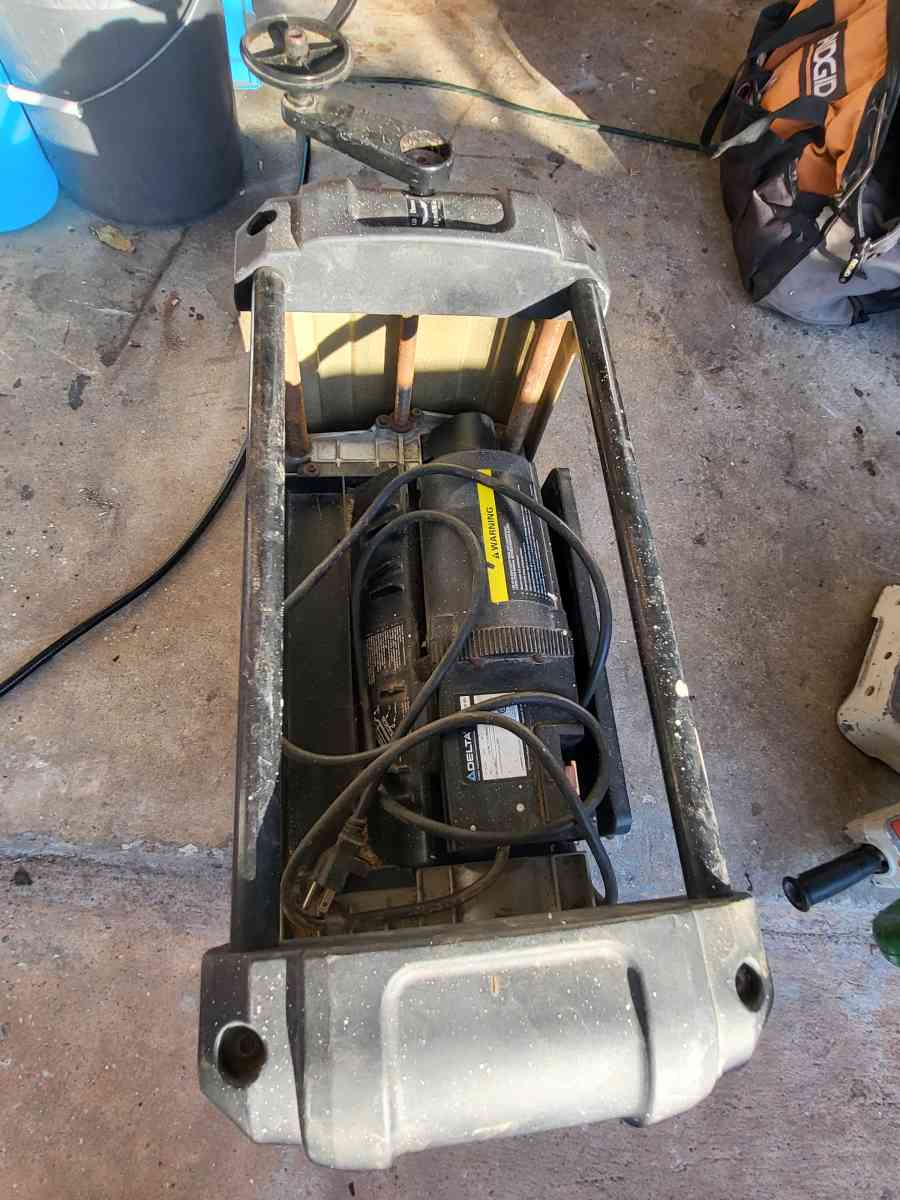 wood plainers is o really good Condition Work Asking for pri