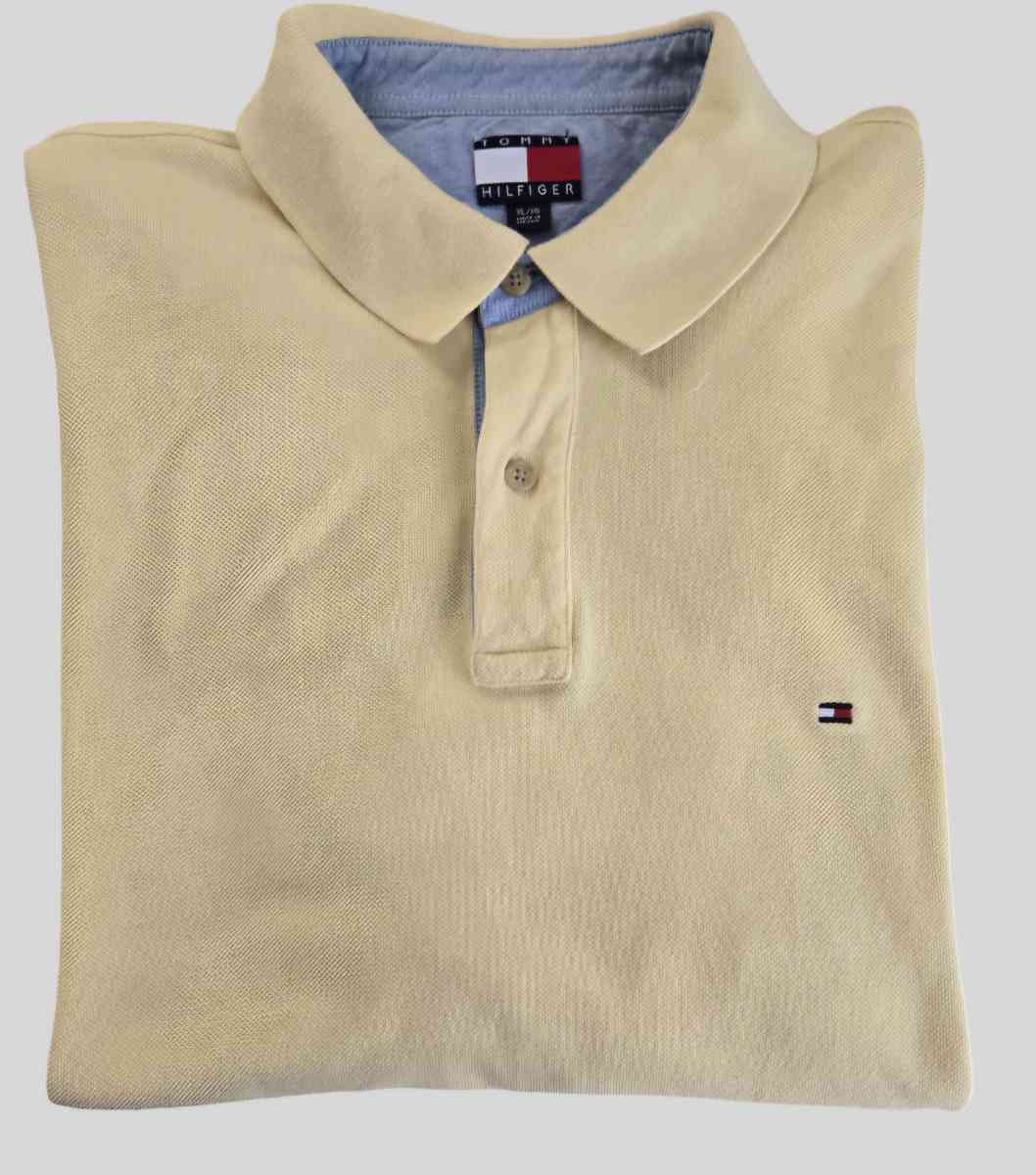 mens xl Tommy Hilfiger polo Short Sleeve shirt preowned