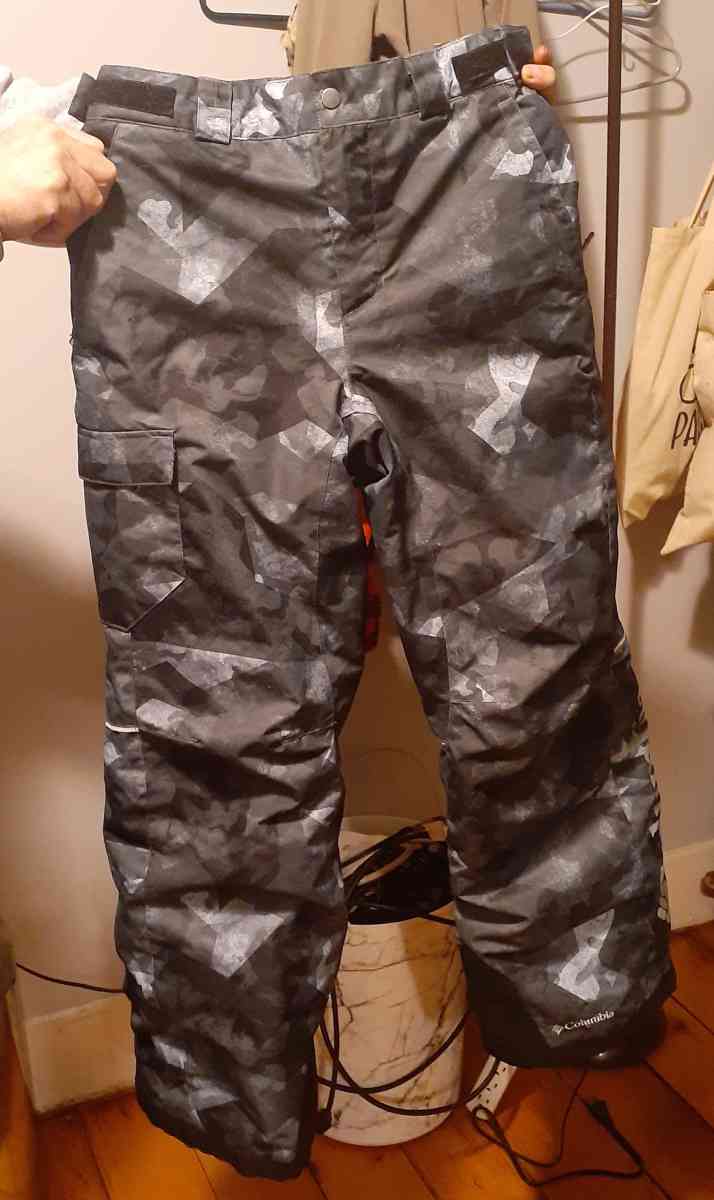 Columbia snow pants